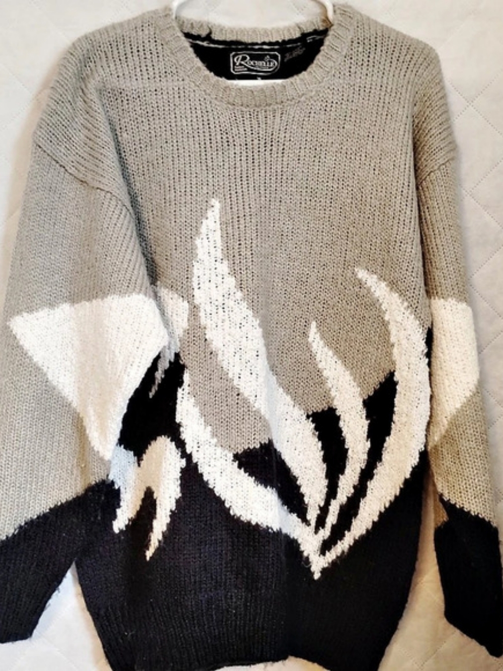 Rochelle Abstract Color Block Sweater Size Medium